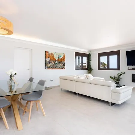 וילה Home2book Alessandro, Design & Comfort