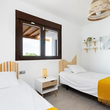 Home2book Alessandro, Design & Comfort וילה סאוסאל