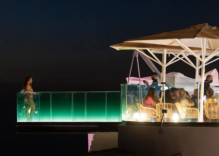 Villa Home2book Alessandro, Design & Comfort