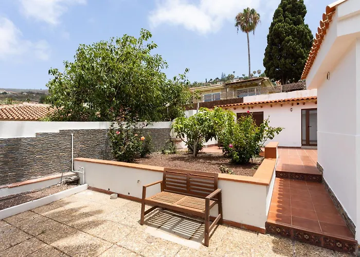 Home2book Alessandro, Design & Comfort Villa