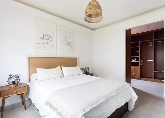 Home2book Alessandro, Design & Comfort Villa